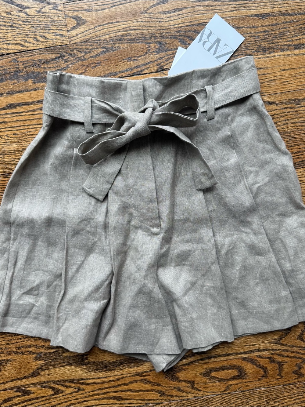 Zara 100% Linen NWT High Waist Linen Pleated Tie-Belt Shorts Taupe XS - Picture 4 of 10
